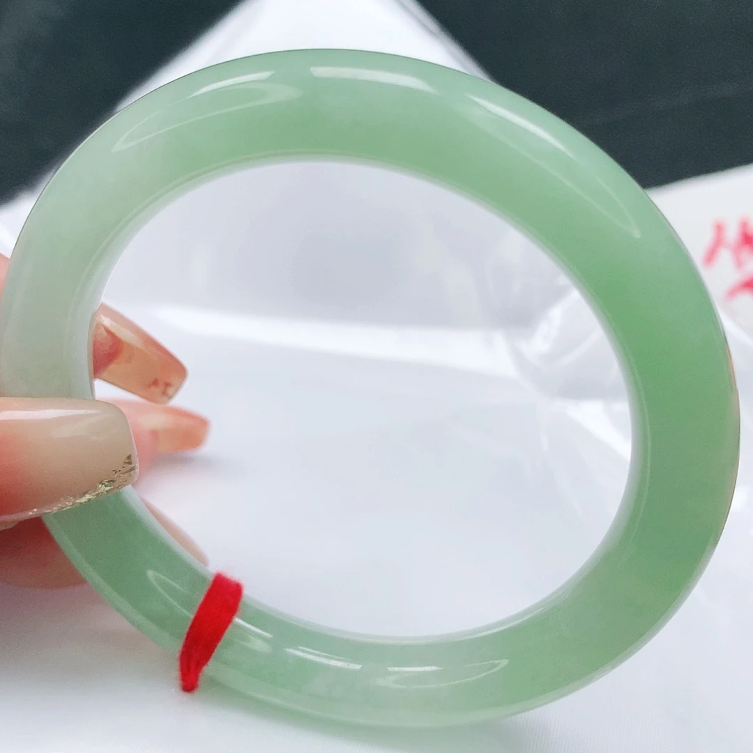 未镶嵌手镯翡翠011