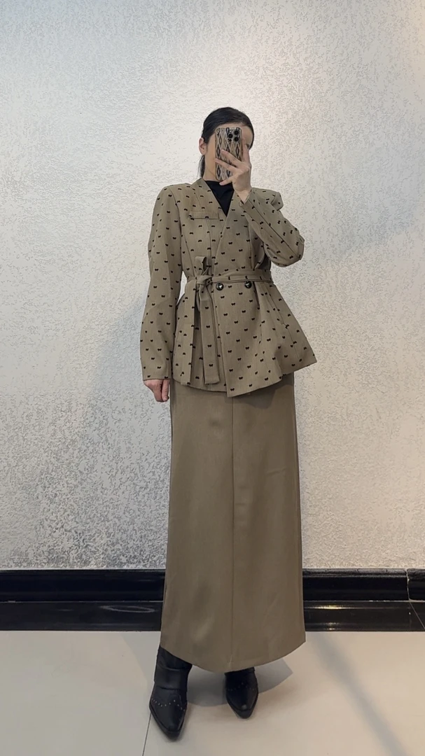 （Marhaba）西装一套