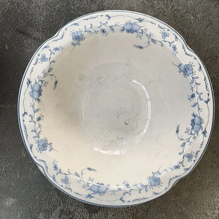 陶瓷盘子碗啥都有