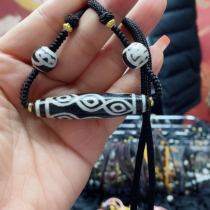 玛瑙/玉髓颈饰合金