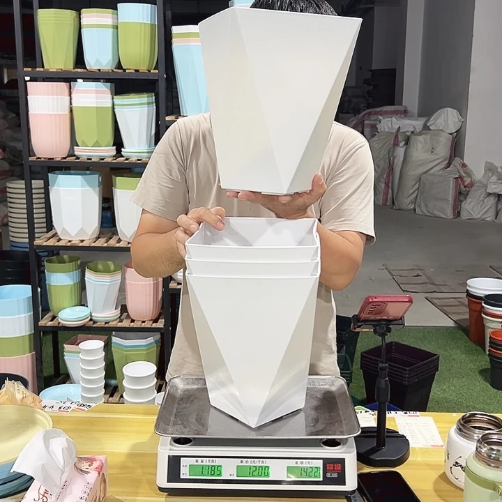 微瑕FV210口21高27白色4个无托