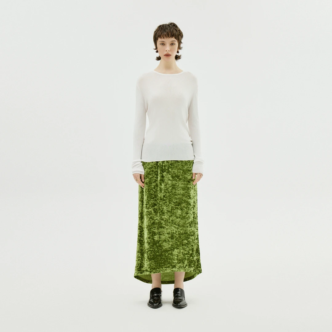 AP洛哥43022QB【黑标系列】韩国进口丝绒松紧腰前短后长设计半身裙