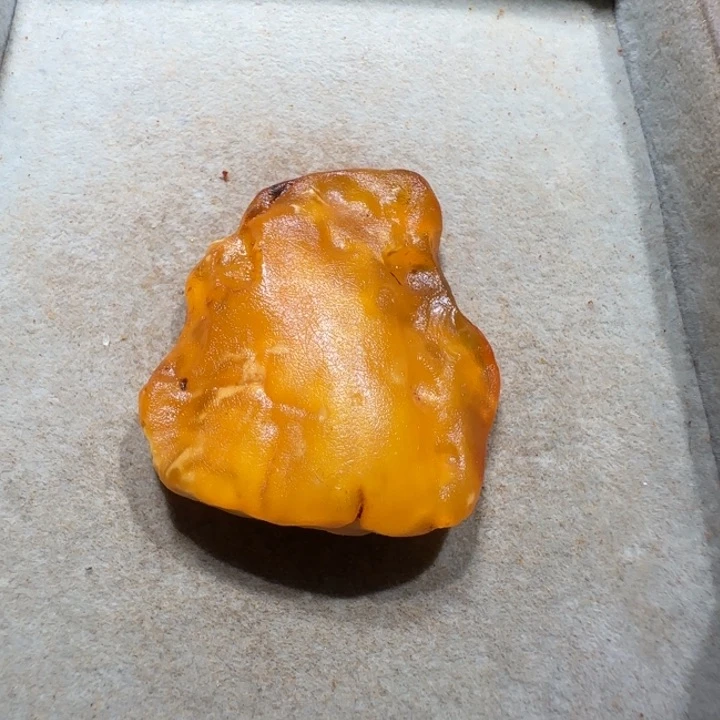 未镶嵌定制琥珀专属定制