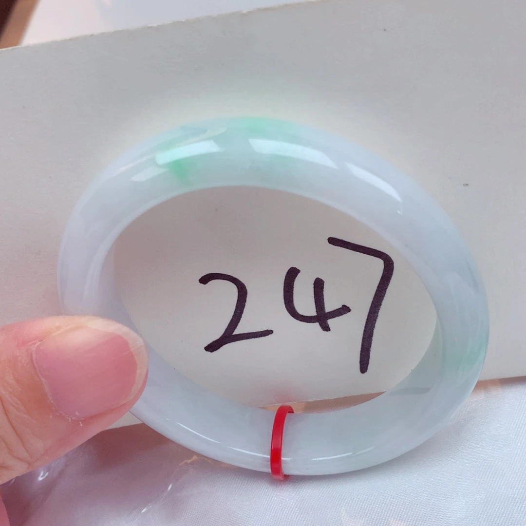 翡翠手镯（贵妃镯）未镶嵌翡翠