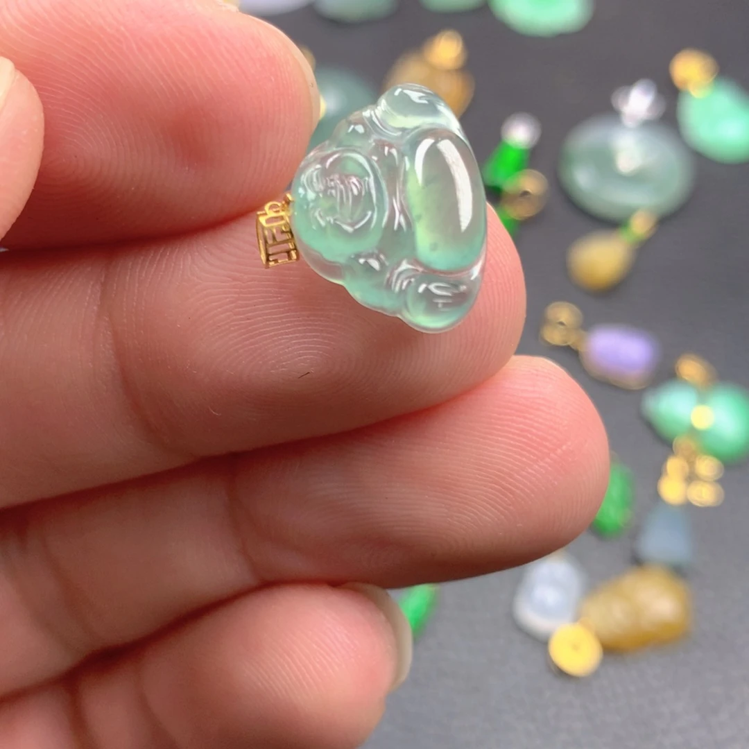 【闪购商品】颈饰18K金镶嵌翡翠翡翠