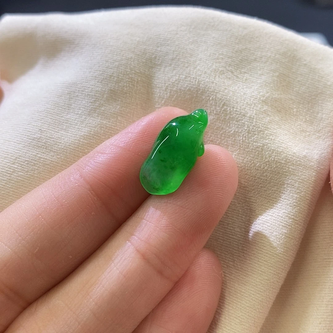 未镶嵌挂件翡翠随行