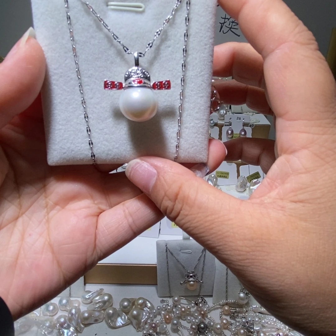 瑶***肉银S925镶嵌耳饰淡水珍珠财神吊坠