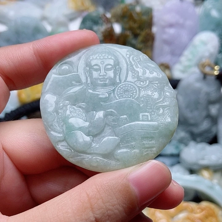 翡翠未镶嵌颈饰翡翠