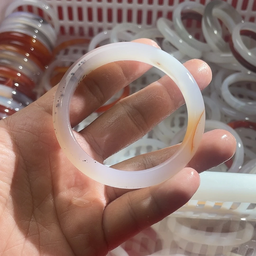 玛瑙/玉髓未镶嵌手镯