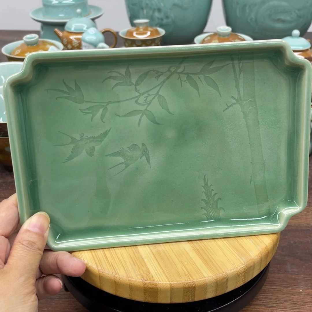 微瑕特价青瓷青瓷20.8*14