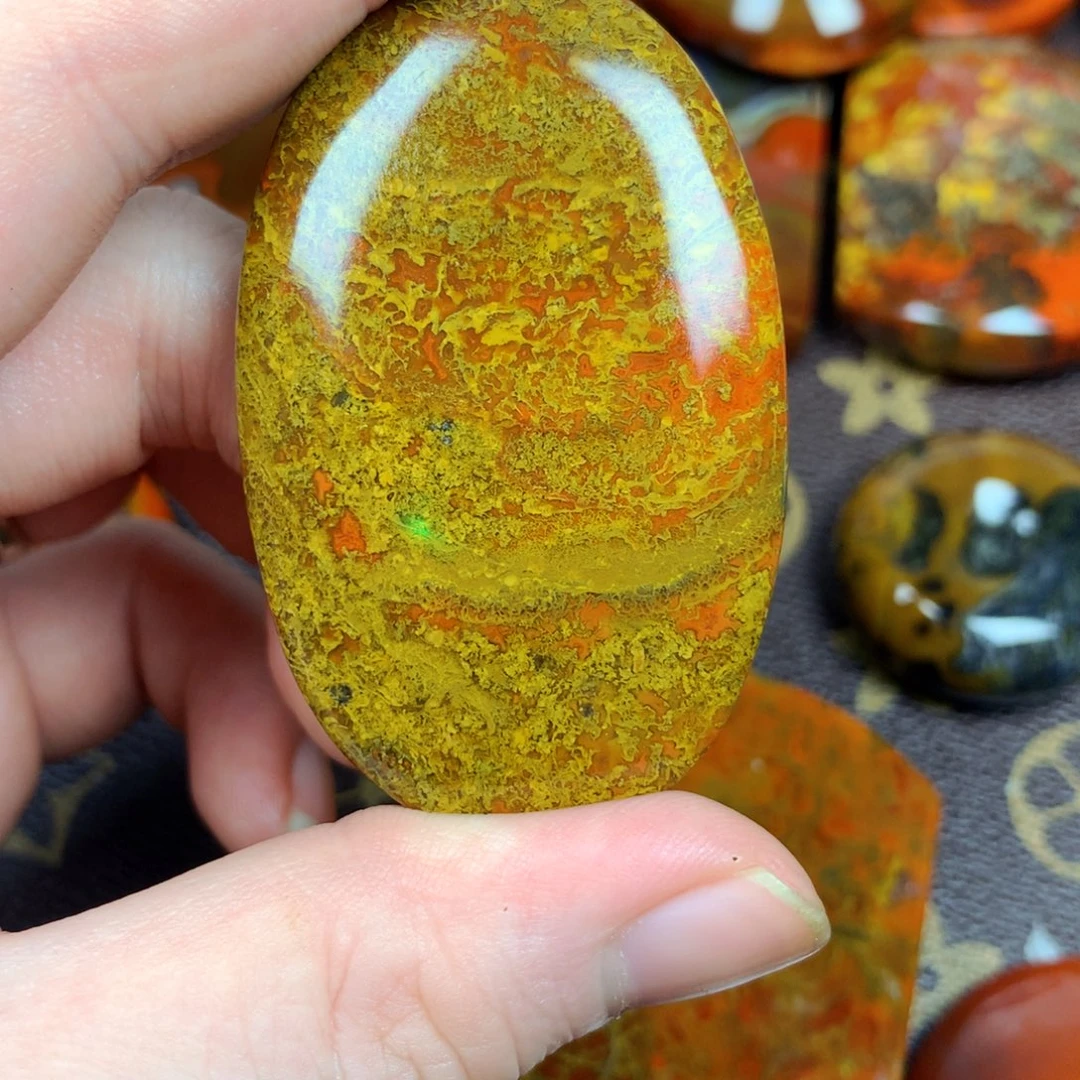 未镶嵌玛瑙玛瑙/玉髓左**花