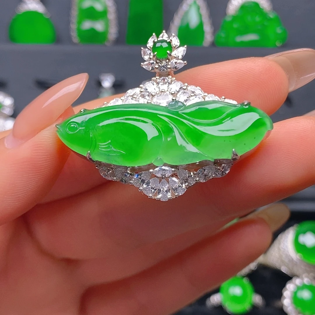 颈饰银S925镶嵌翡翠