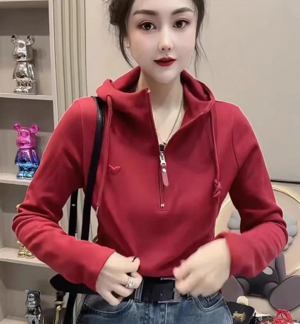 加绒连帽刺绣爱心打底衫T恤洋气秋冬时尚保暖上衣女大码休闲ins风