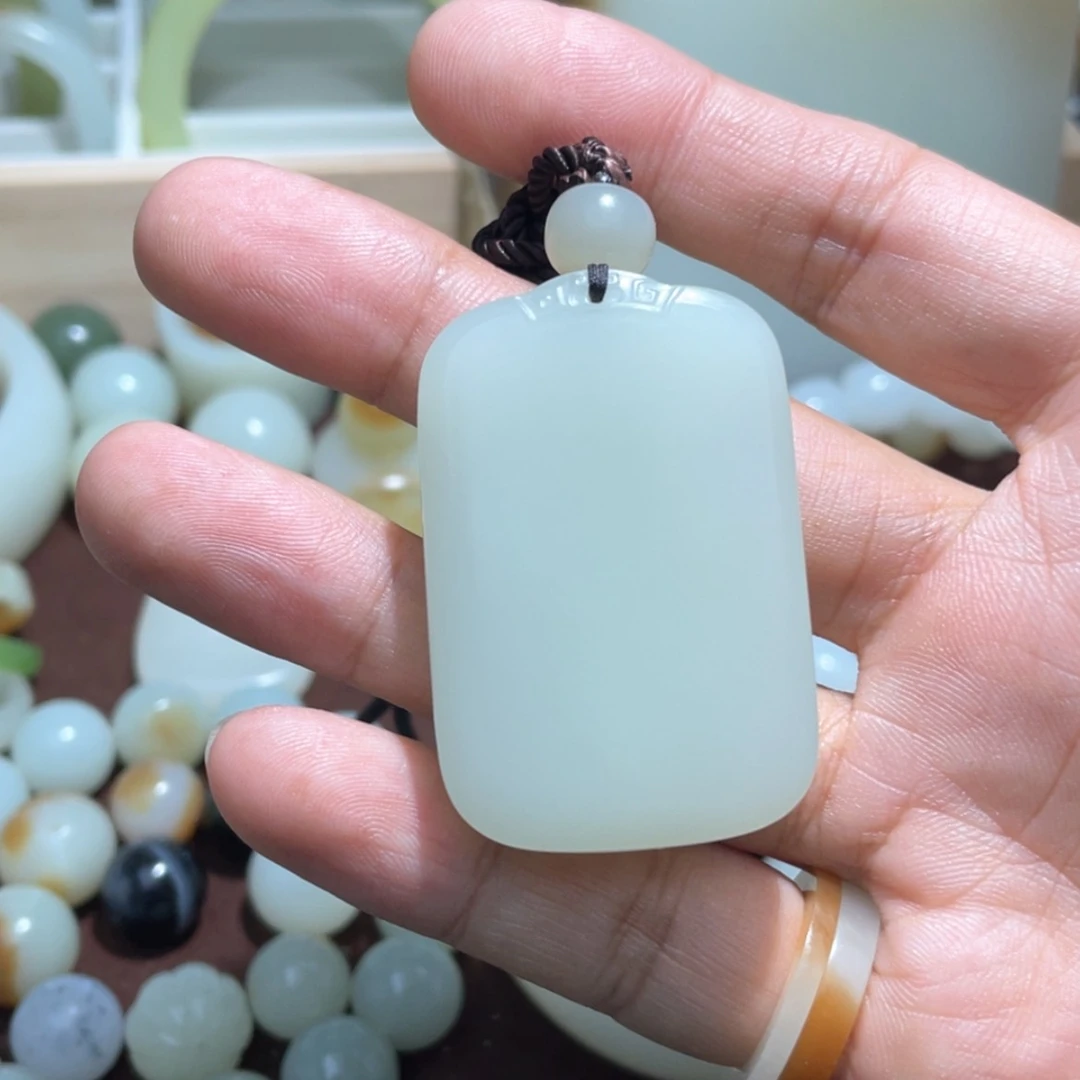 【闪购商品】未镶嵌手链和田玉（白玉）