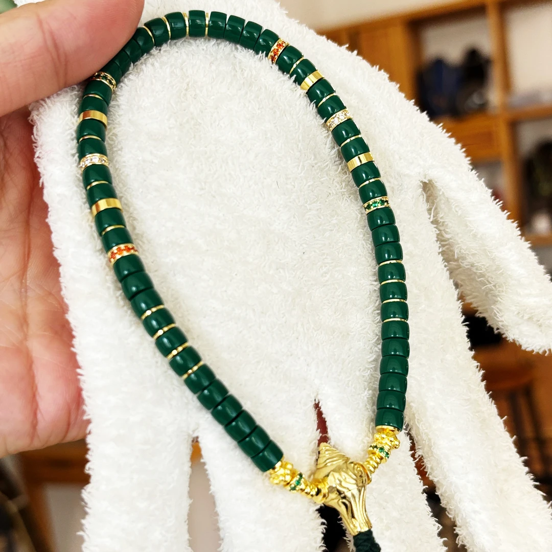 【隔片手持】嫩绿直切手工手串6mm