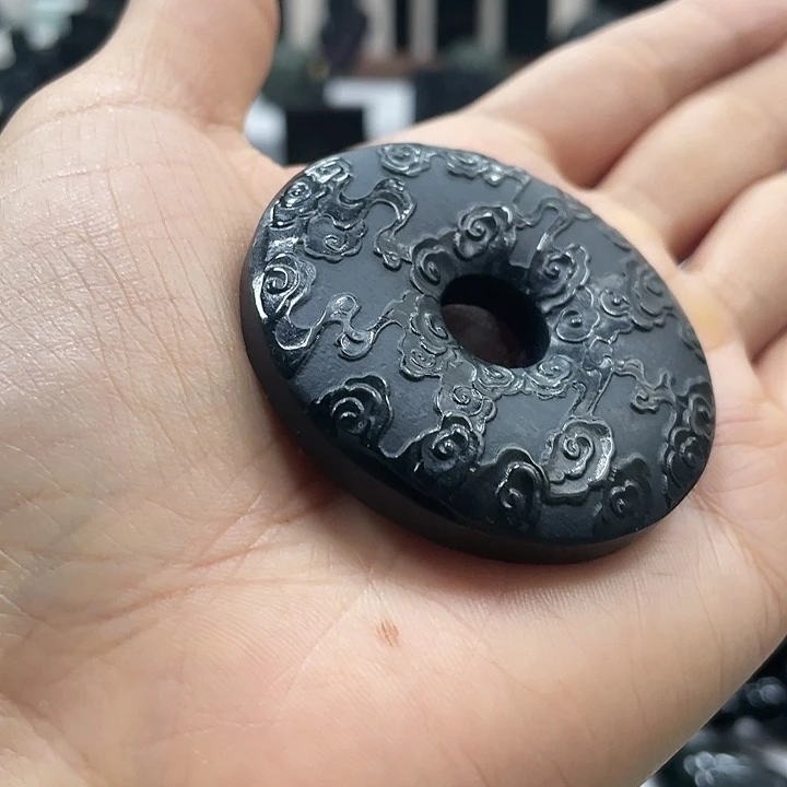 【闪购商品】颈饰未镶嵌和田玉（青玉）