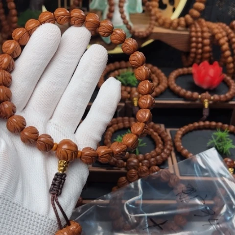 吊坠桃核用****912玉龙脊手持