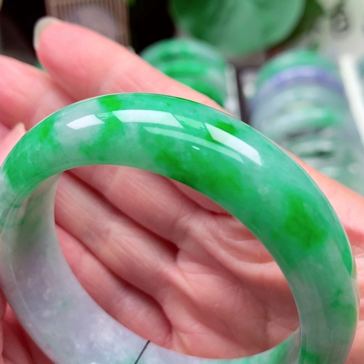 翡翠未镶嵌手镯天然翡翠手镯