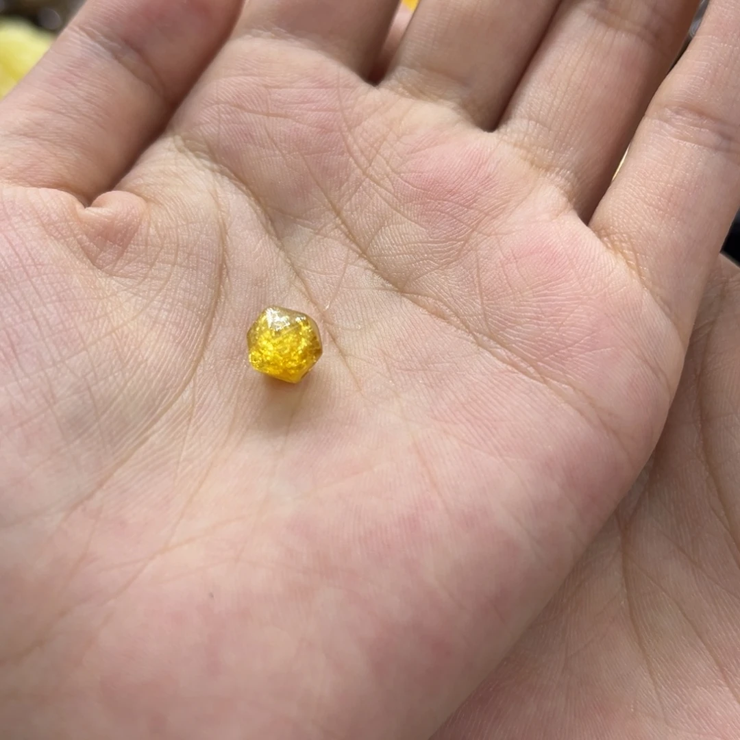 B***r琥珀未镶嵌颈饰天然琥珀