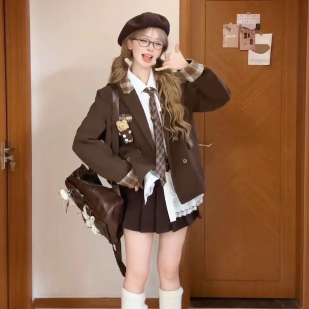 西服外套女2025秋季新款时尚套装韩版宽松休闲衬衫半身裙三件套