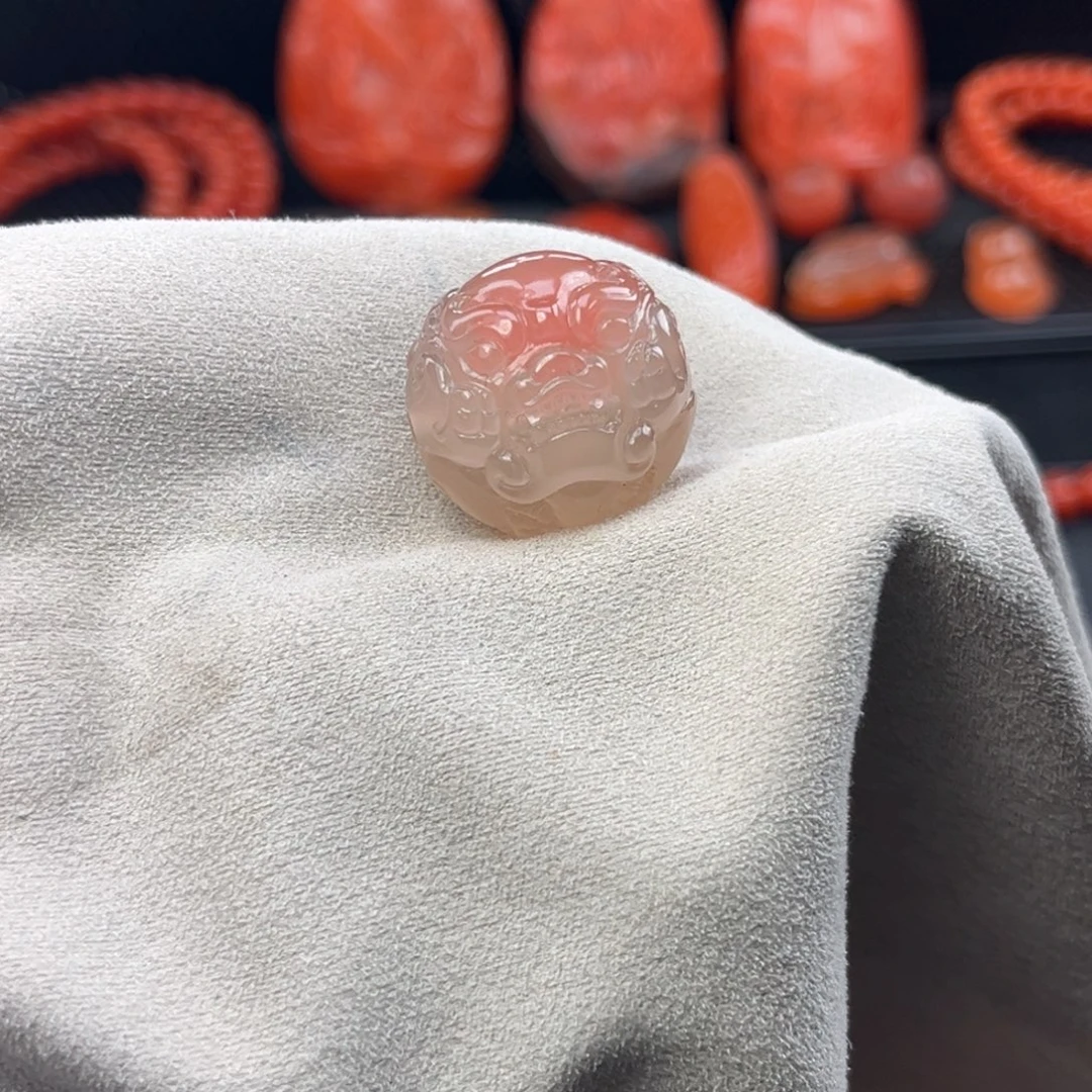 南红玛瑙未镶嵌颈饰