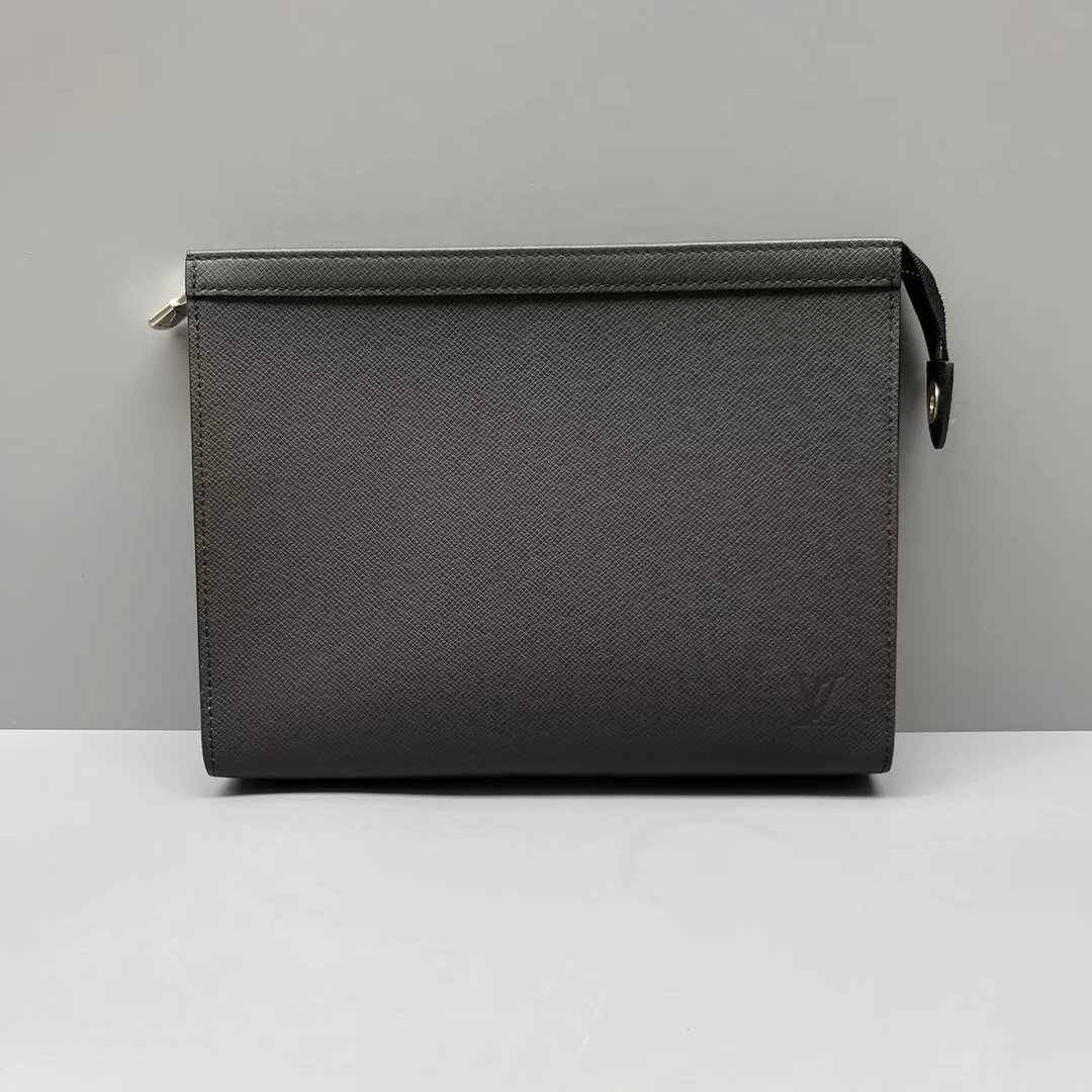 95新 LouisVuitton/路易威登 荔枝纹牛皮手拿包尺寸27*20 SV15807