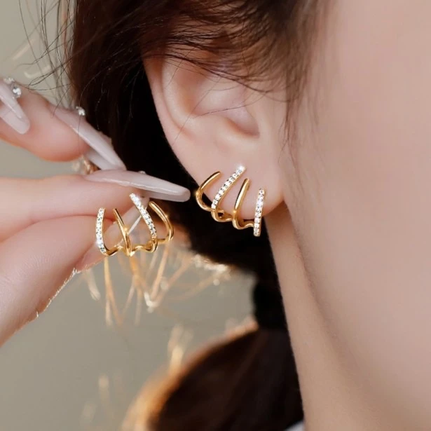 铜合金仿水晶耳饰 新款潮四爪耳环女春夏小众纯银耳钉0112