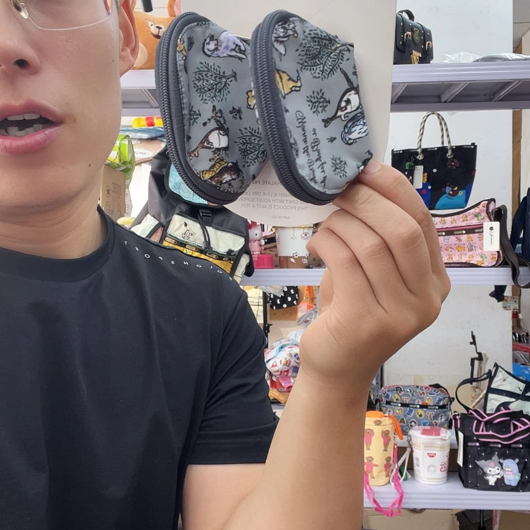PU化妆包等产品和产品