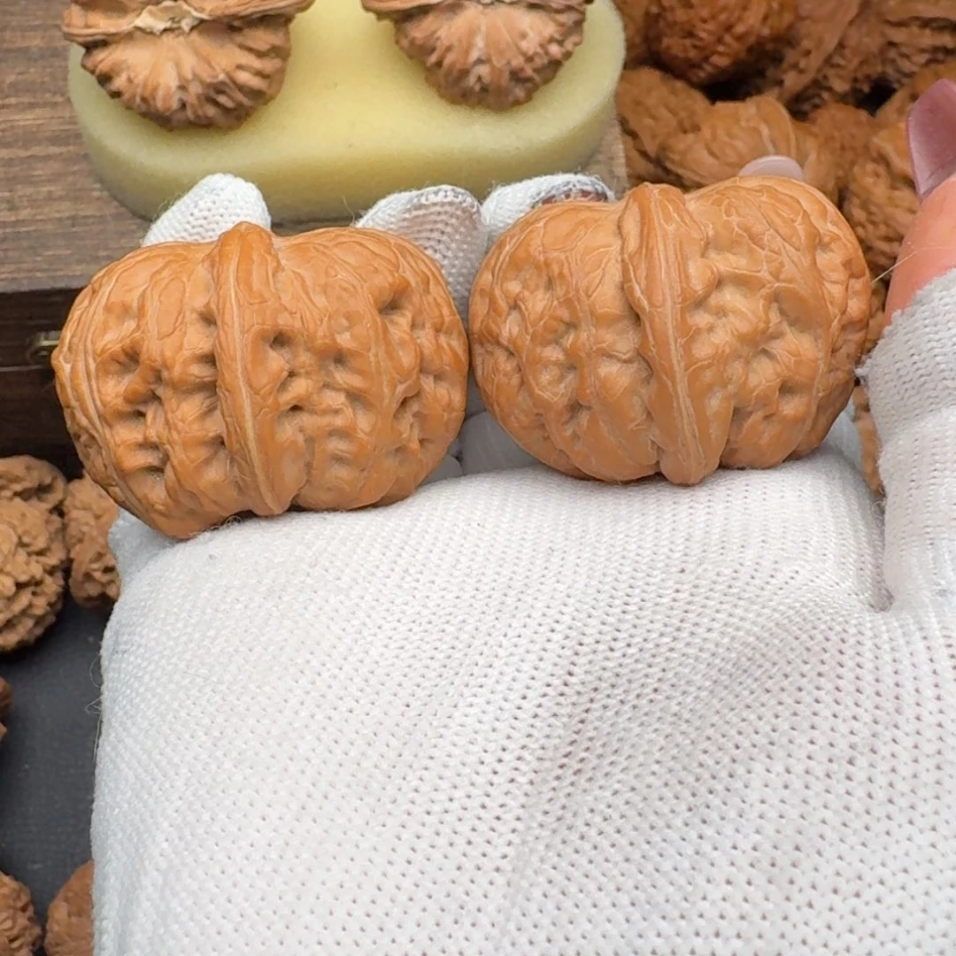 文玩核桃吊坠42元宝4733