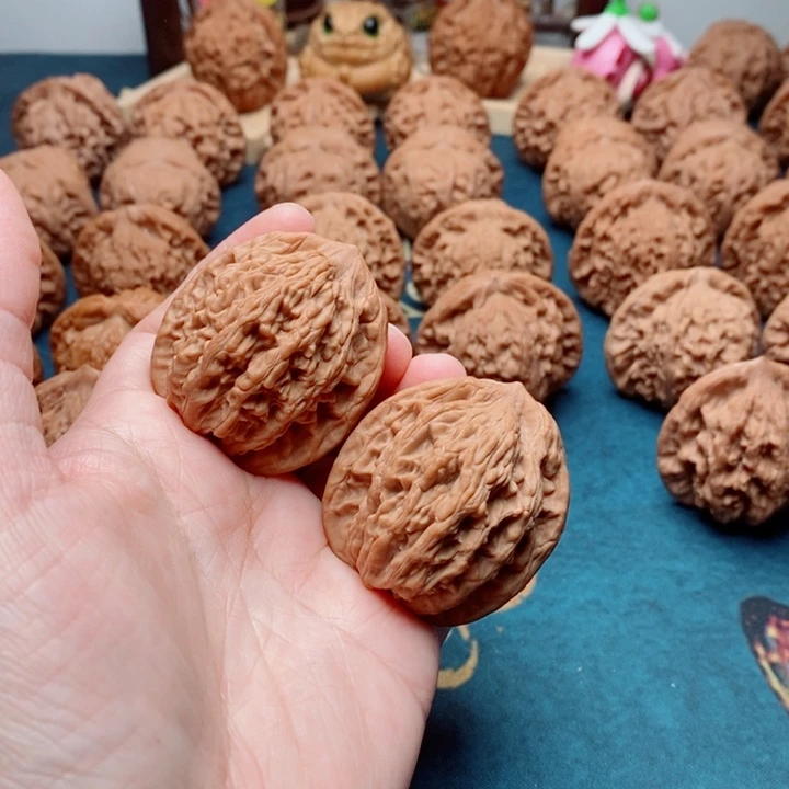 文玩核桃把件麦虎39