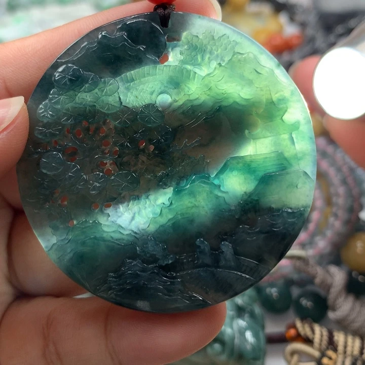 翡翠颈饰未镶嵌保真天然A货翡翠