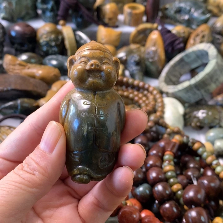 未镶嵌岫岩河磨玉（透闪石质玉）笔搁
