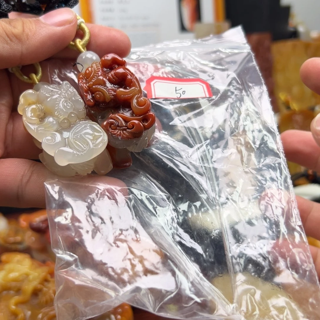 石英质玉（黄龙玉）未镶嵌多样性发货，发其一