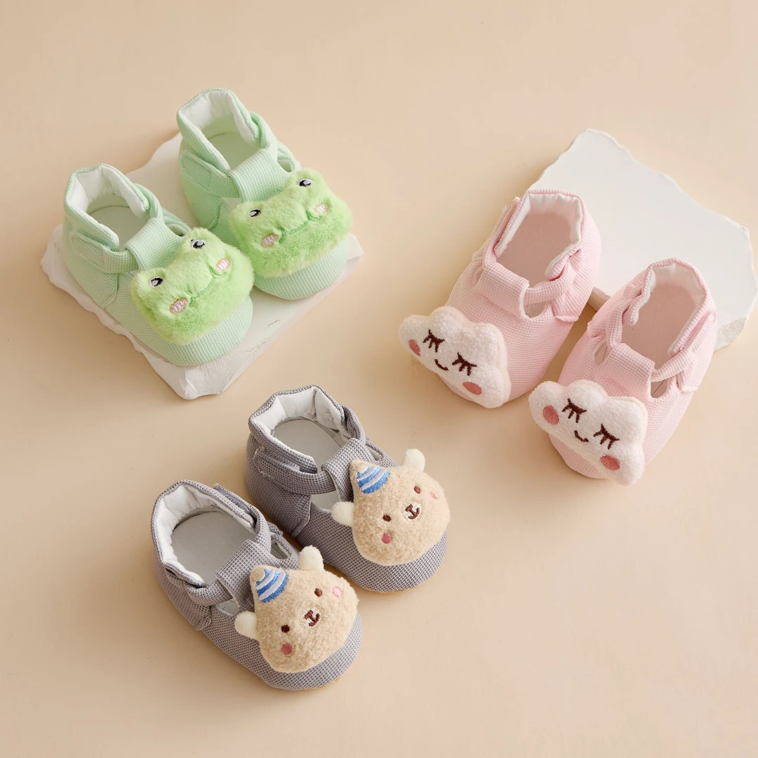 0-1岁新生儿步前鞋春秋薄款室内软底防滑不掉婴儿地板鞋宝宝袜套