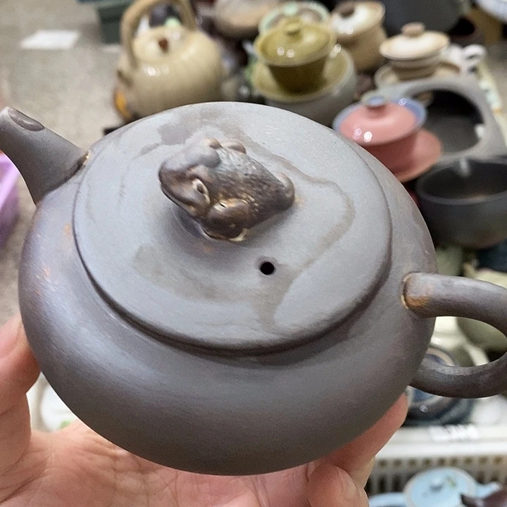 陶瓷艺术品及陶瓷壶壶