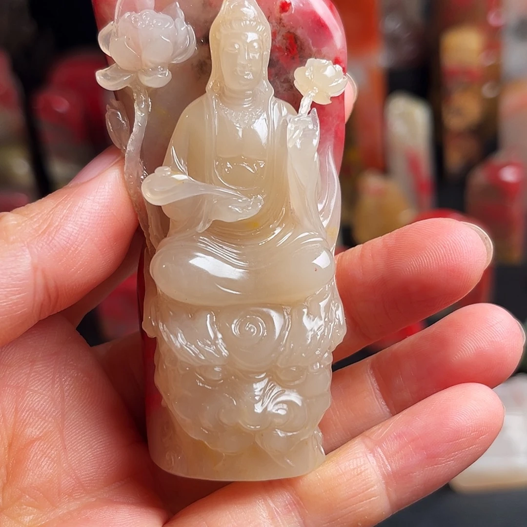 巴林石其他鸡血石摆件
