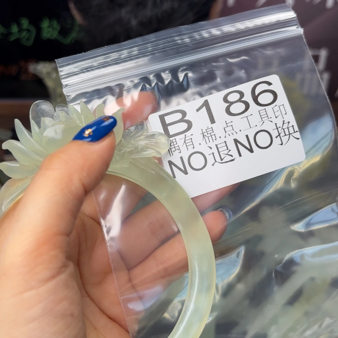 惠***绘蛇纹石玉合金发饰