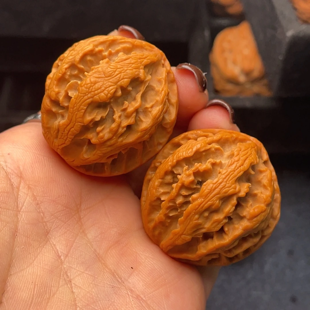 文玩核桃吊坠秦岭核桃64