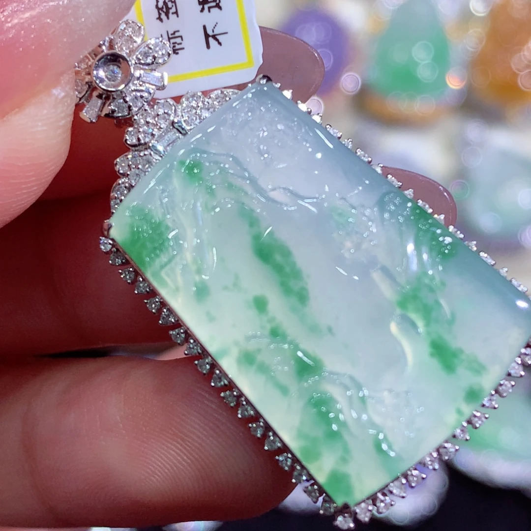 翡翠18K金镶嵌吊坠(不含链)