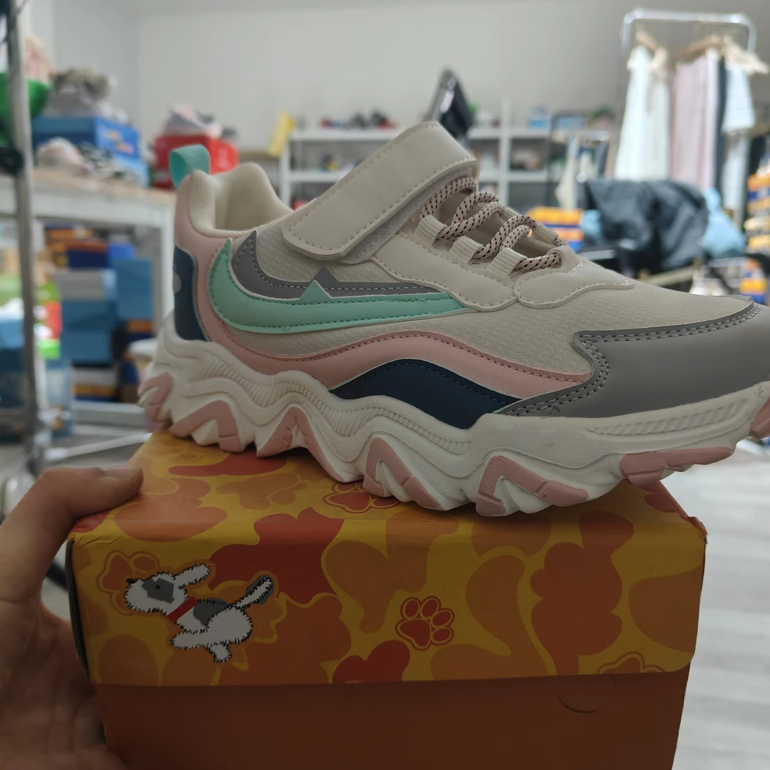 儿童防滑耐磨皮面运动鞋318