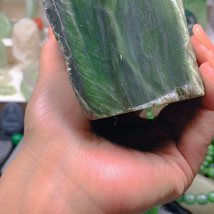 和田玉未镶嵌珠宝半成品