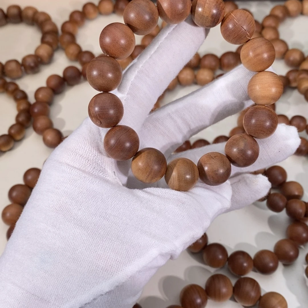 檀香木其他15瑕疵