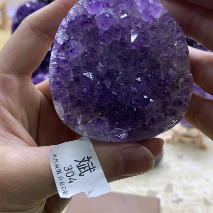 紫晶未镶嵌大型摆件（非配饰）