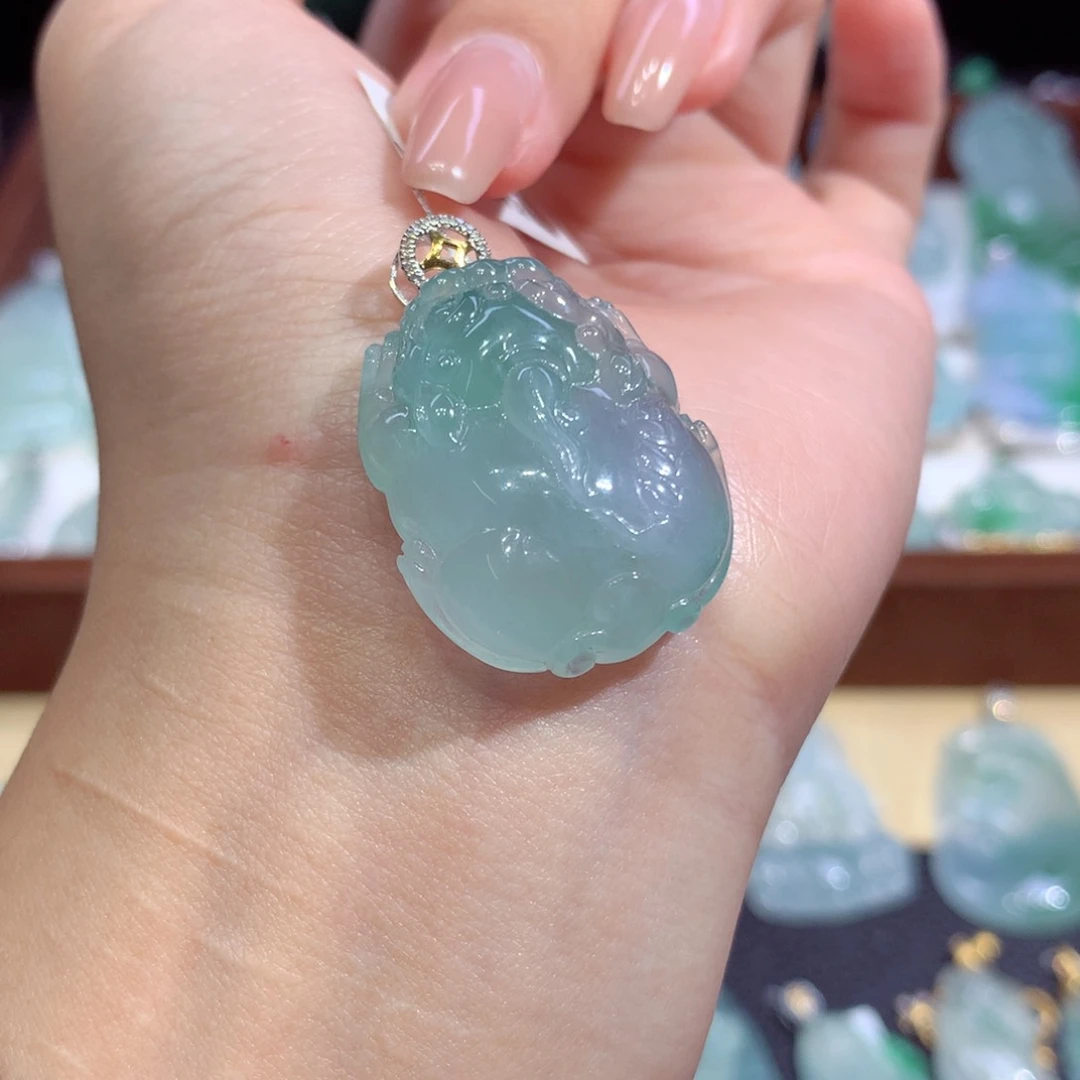 吊坠(不含链)18K金镶嵌翡翠