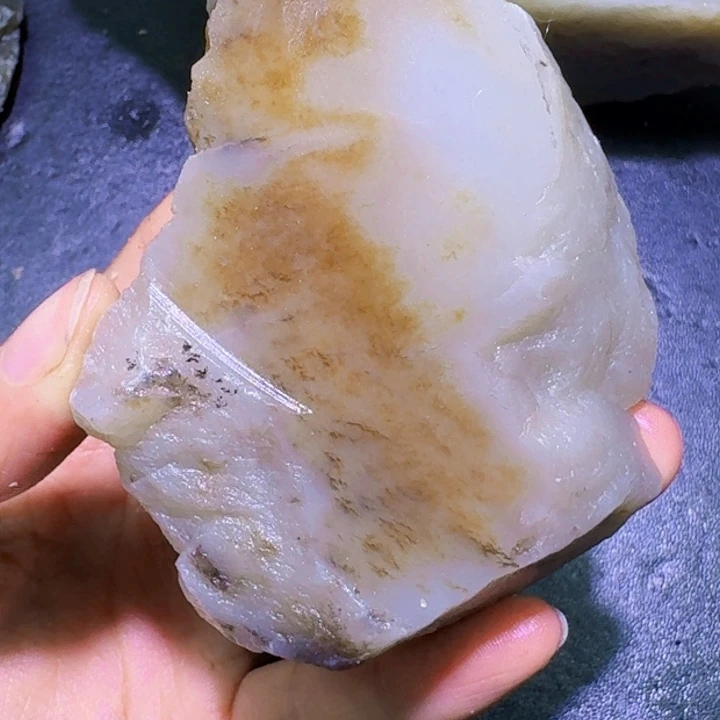 未镶嵌和田玉(糖玉)珠宝半成品