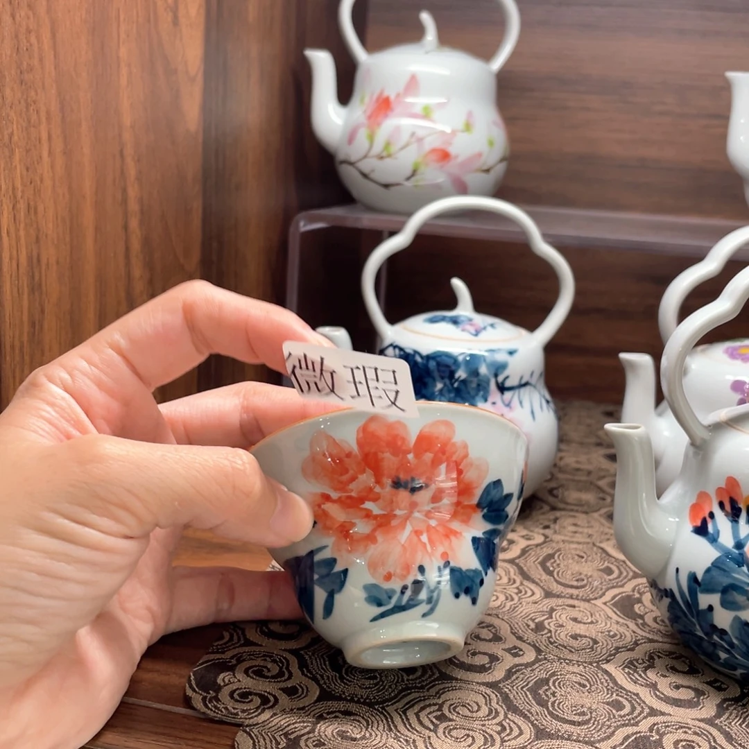 釉下手绘茶具微瑕