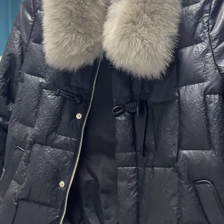 黑色狐狸真毛领女款