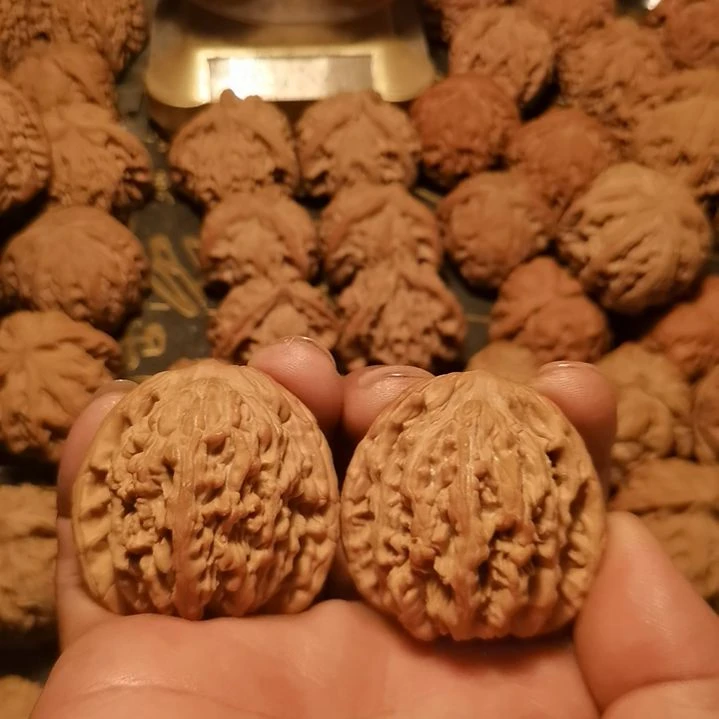 5***楼吊坠文玩核桃虎头