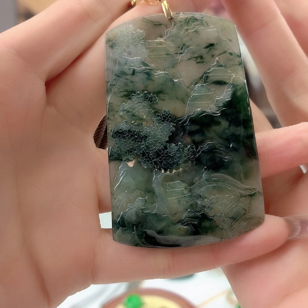 翡翠未镶嵌颈饰翡翠