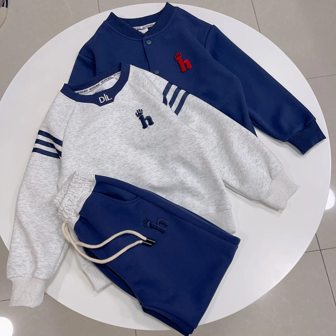 秋季新款 三件套尺码100-180亲子款 韩版TB风撞色 上衣+裤子+外套